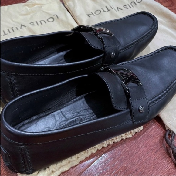 Lois Vuitton Men’s Loafer&Slip-ons - Picture 2 of 10
